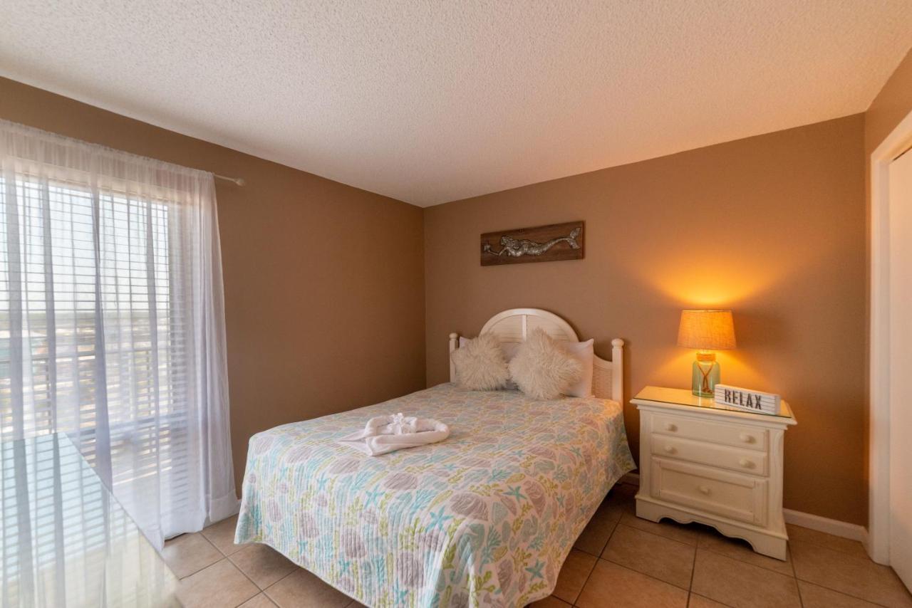 Edgewater 3-705 'the Salty Mermaid' Holiday home